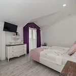 Iksirci Baba מלון 5*