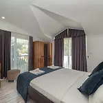 מלון Iksirci Baba 5*
