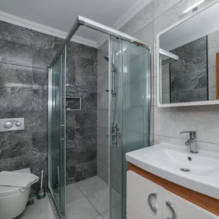 Iksirci Baba 5* 올루데니스