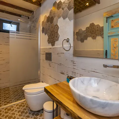 Iksirci Baba Ölüdeniz